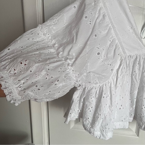 FRENCH CONNECTION BRODERIE EYELET WHITE TOP - Picture 3 of 10